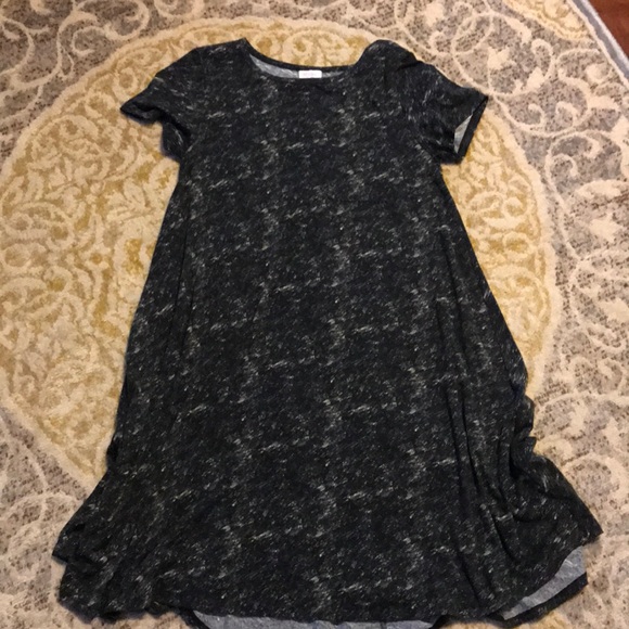 LuLaRoe Dresses & Skirts - LuLaRoe Carly black and cream